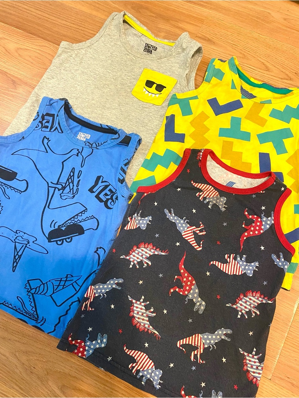 ⛱️4T BOYS TANK TOPS BUNDLE OF 4! SUMMER SHIRTS SLEEVELESS GRAPHIC TANKS July 4th - Picture 3 of 10
